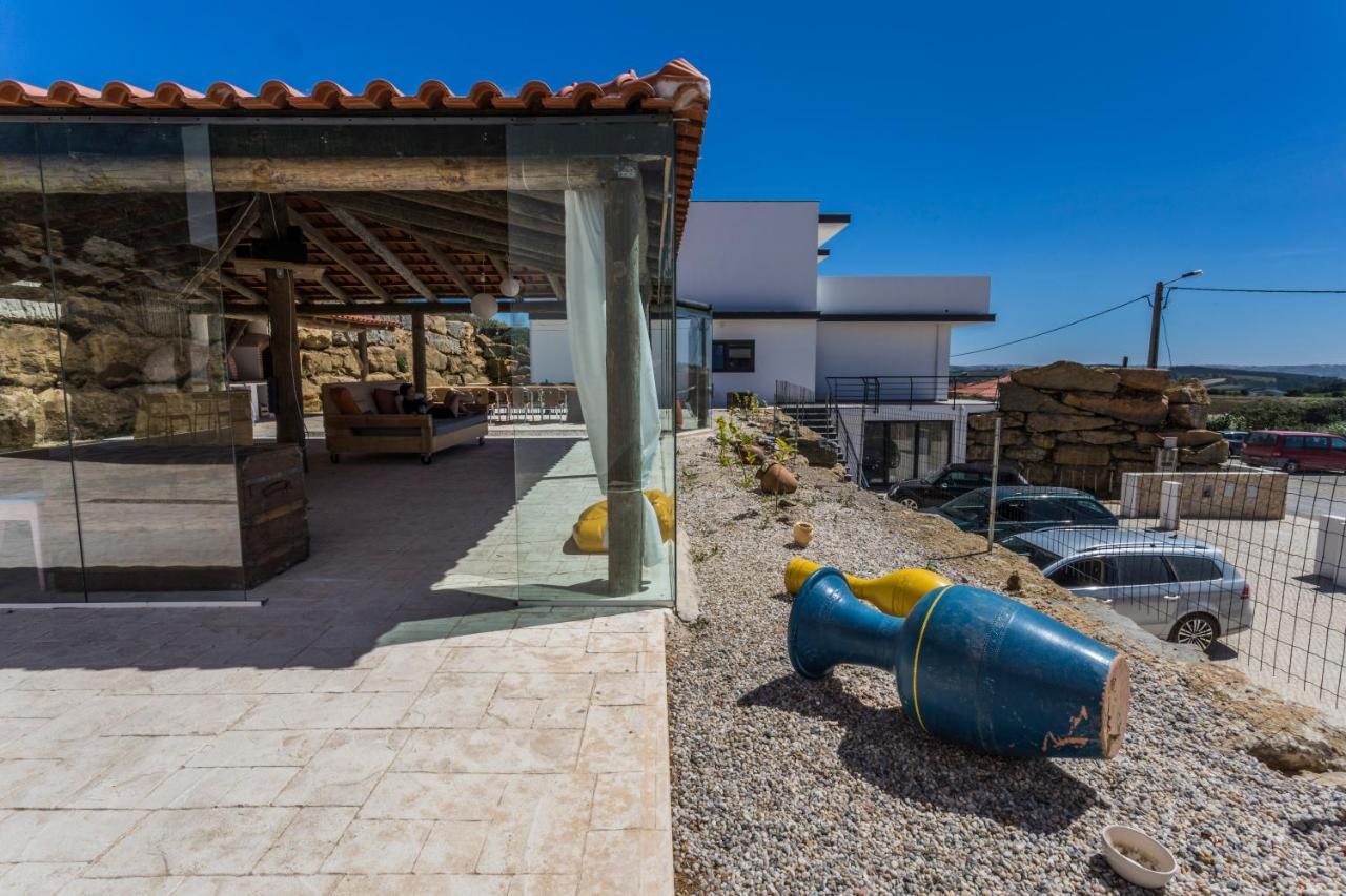 The Maverick Surfvillas โลรินญา ภายนอก รูปภาพ