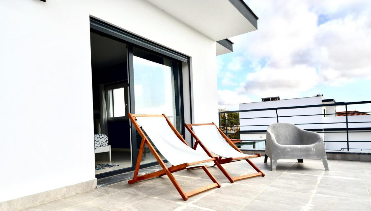 The Maverick Surfvillas โลรินญา ภายนอก รูปภาพ