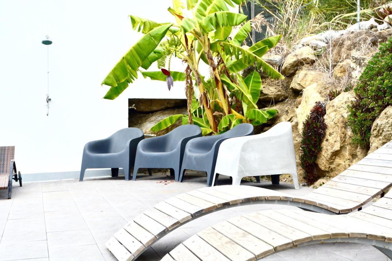 The Maverick Surfvillas โลรินญา ภายนอก รูปภาพ