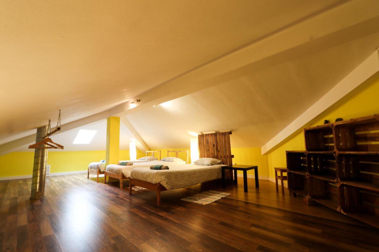 The Maverick Surfvillas โลรินญา ภายนอก รูปภาพ