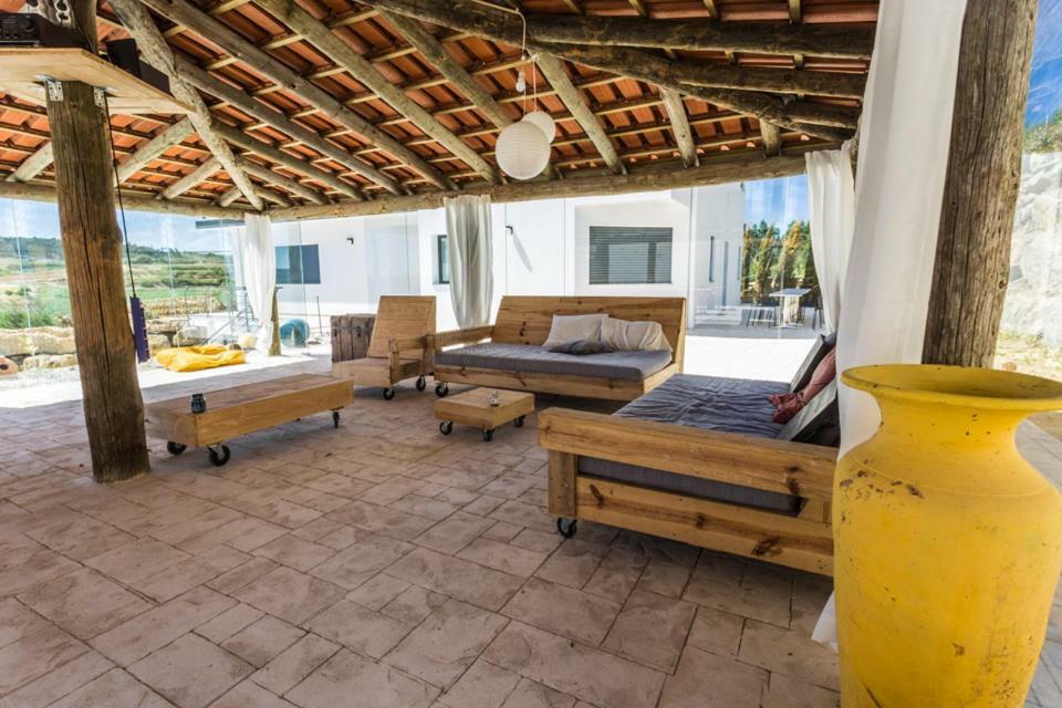 The Maverick Surfvillas โลรินญา ภายนอก รูปภาพ